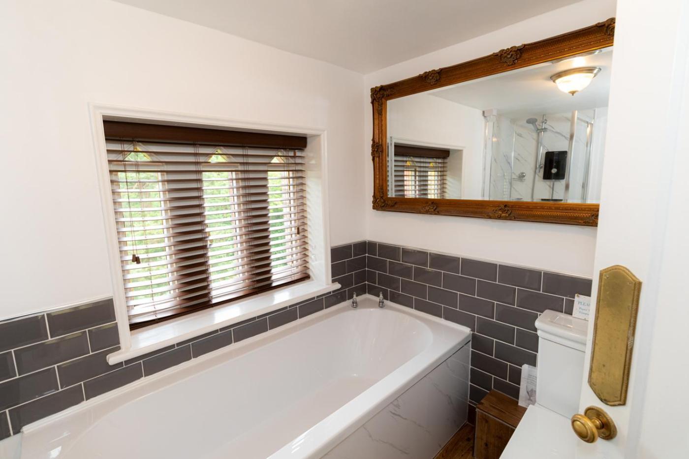 Coalbrookdale Villa ไอรอนบริดจ์ ภายนอก รูปภาพ