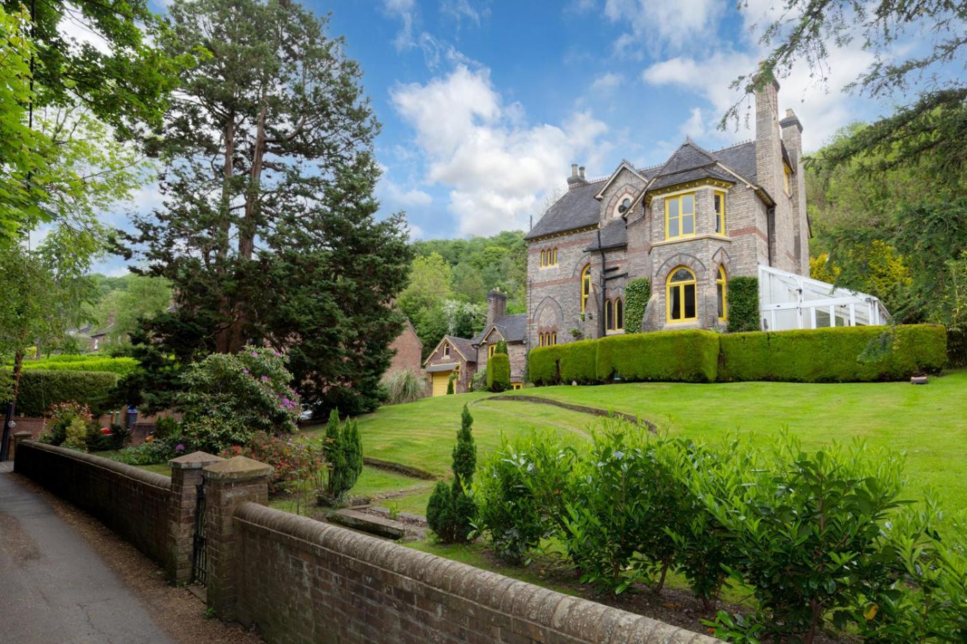 Coalbrookdale Villa ไอรอนบริดจ์ ภายนอก รูปภาพ